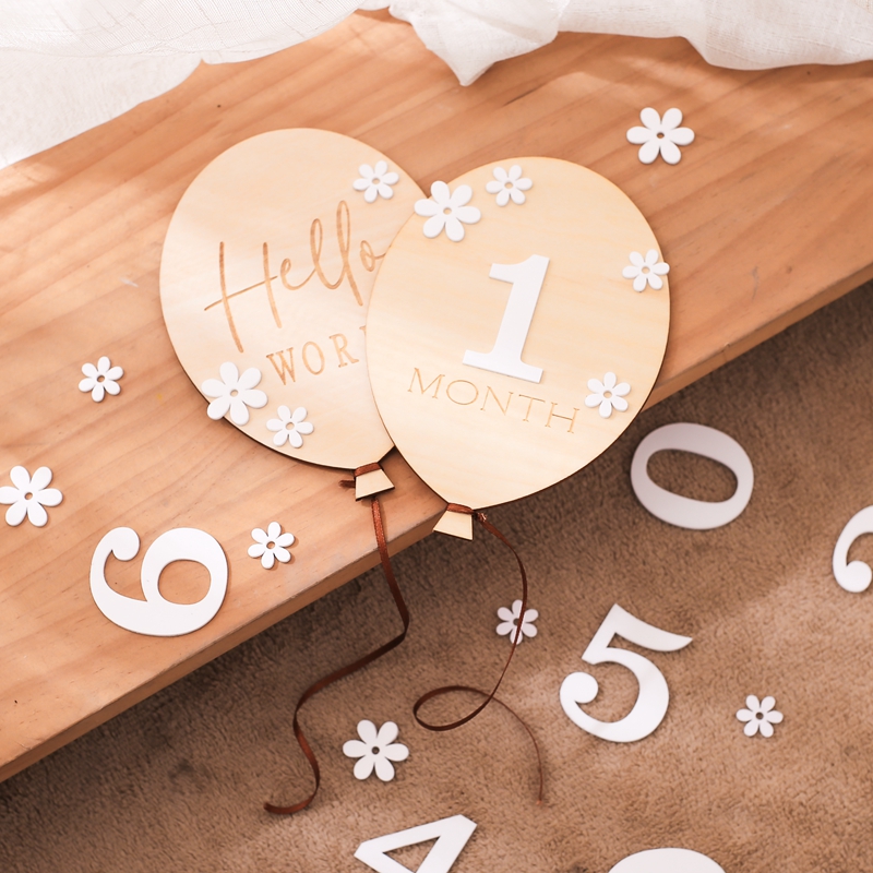 2Pcs Baby Wooden Balloon Miles - огляд і ціна Milestone Card Set