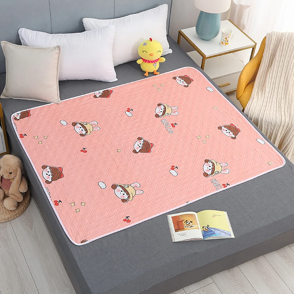 80x120cm cartoon heart, urine  - огляд і ціна Changing Table Topper